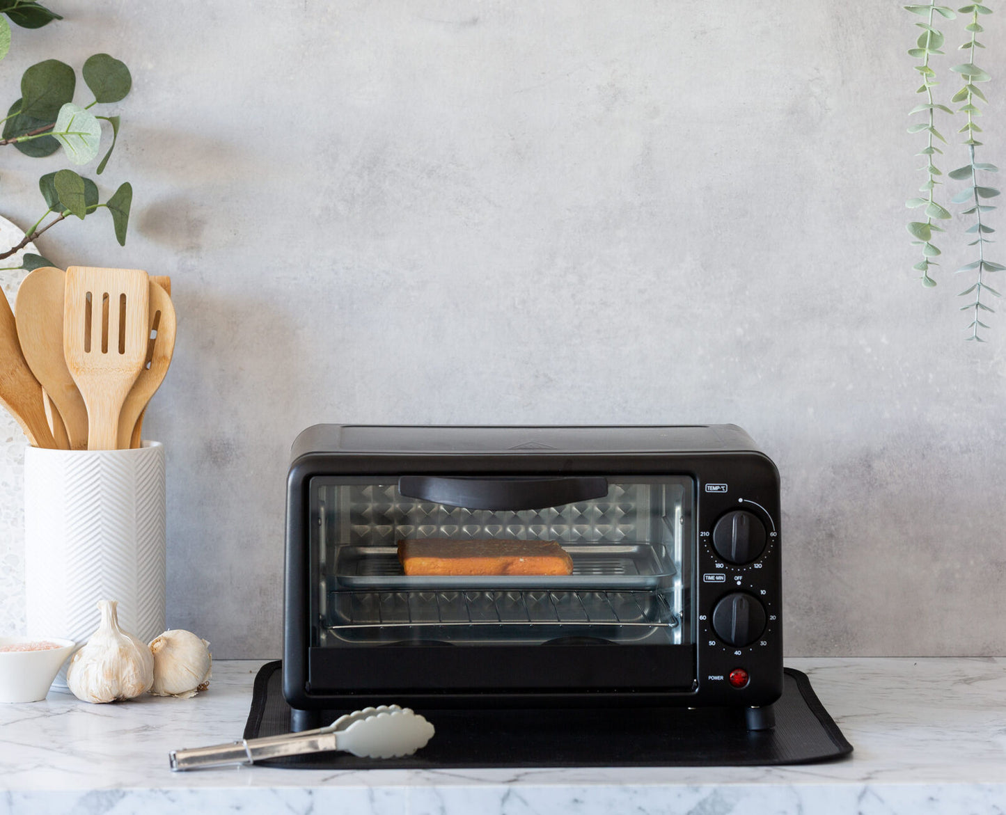 Non Slip Heat Resistant Air Fryer Benchtop Protector Mats, 2 Pack, 40cm x 40cm